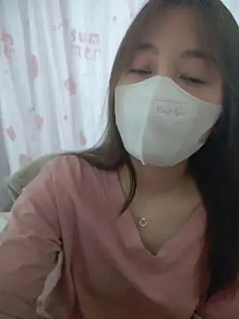 Kajisu 26 online show from April 11, 7:45 am