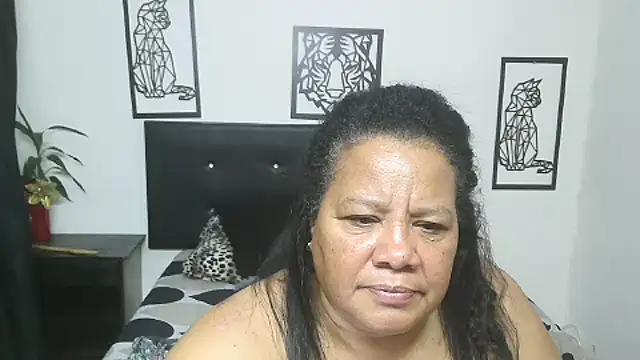 Shanttal0272 online show from November 15, 9:05 pm