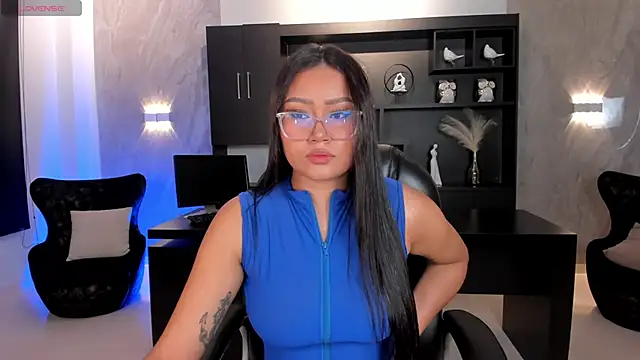 AmberLewis  online show from October 5, 10:48 pm