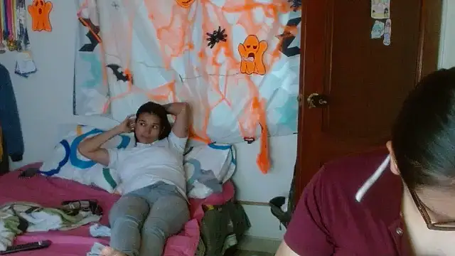 clayre and jill online show from October 30, 2:36 am