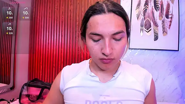 TomLondon  online show from February 13, 7:04 pm