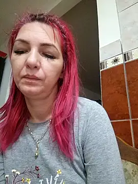 Evadesirex46 online show from December 3, 6:49 am