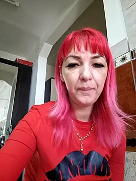 Snapshot of Evadesirex46 chatting on October 5, 9:25 am Evadesirex46 online show from October 5, 9:25 am