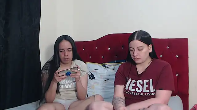 Snapshot of Lola_barbara chatting on October 9, 8:18 am Lola barbara online show from October 9, 8:18 am