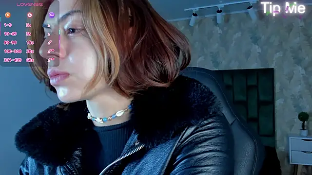 april dumont online show from February 21, 1:23 pm