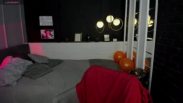 Anita Muse online show from November 2, 9:29 pm