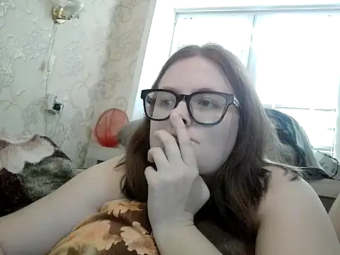 DesireMelissa online show from November 19, 6:57 am