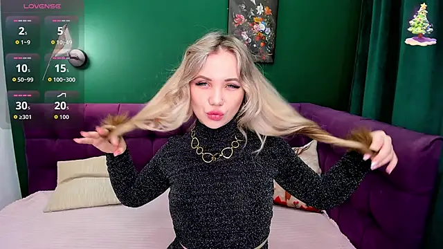 EvaMoran online show from March 24, 2:06 am