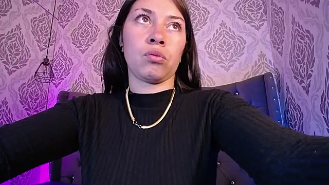 Snapshot of AnnaliOlsenX chatting on October 4, 3:12 am AnnaliOlsenX online show from October 4, 3:12 am