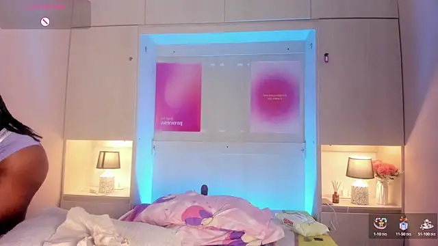 tamaraa smiith online show from May 28, 1:58 am