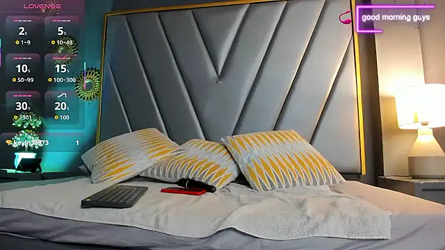 BrendaAdams  online show from January 9, 10:41 am