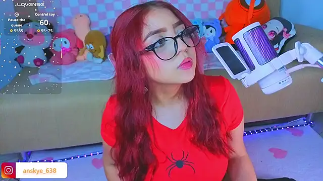 AnngelaSkye online show from September 26, 4:43 am