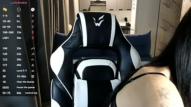 Mary   Moore online show from September 24, 4:06 pm