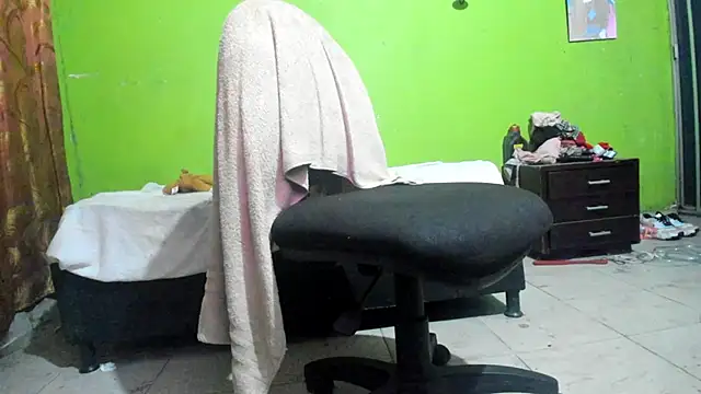 Brenda Smith69 online show from September 17, 10:19 pm