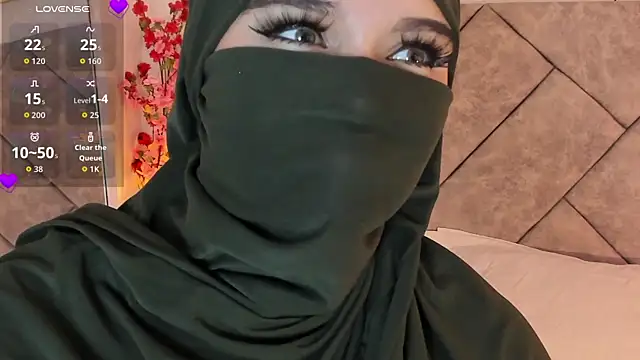 anna-henao online show from February 18, 9:25 pm