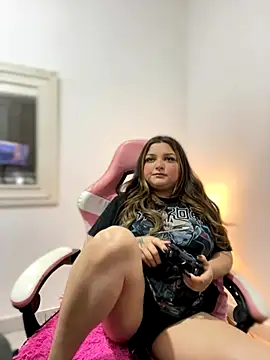 SweetPaige  online show from October 19, 8:11 pm