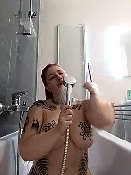 divine eve online show from October 20, 7:06 pm