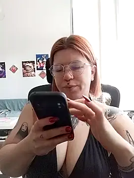 divine eve online show from April 5, 11:31 am