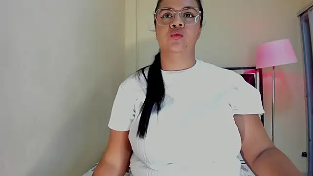 Gabriela Brown online show from October 9, 3:38 pm