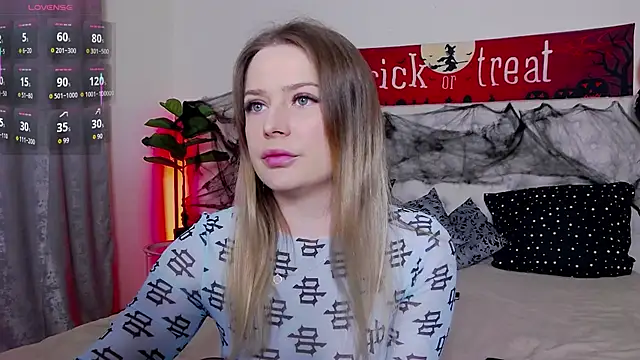 TamarraFox online show from October 28, 3:56 am