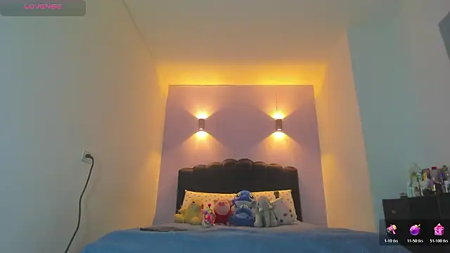 Sofia Clauss  online show from March 14, 4:13 am