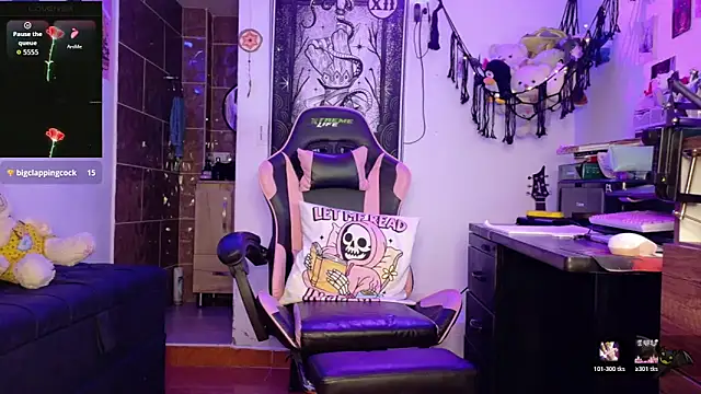 mollyshake1 online show from January 19, 8:43 am