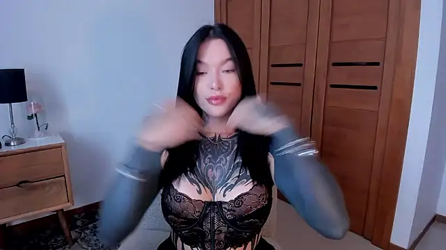 vangie  online show from January 11, 3:17 pm