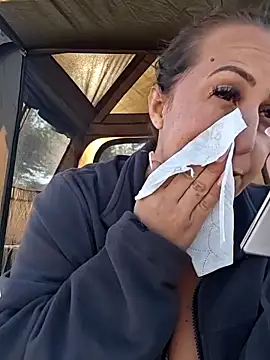 AvaLloyd online show from September 19, 6:56 am