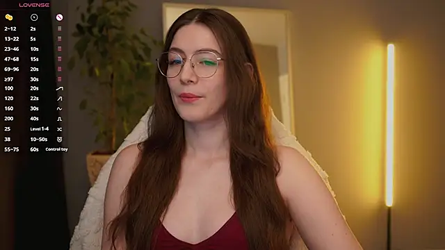 Ester Hill online show from February 26, 10:03 am