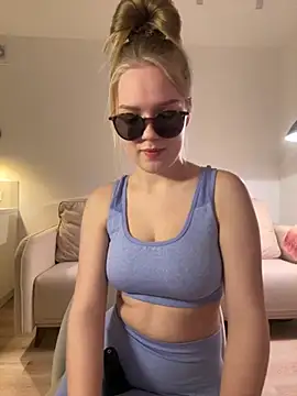 Little Forest ELF online show from November 4, 1:21 am