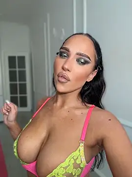CardiSweetBaby online show from June 20, 3:48 pm