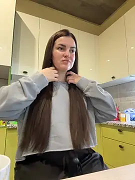 Karolina llove online show from November 6, 10:21 am