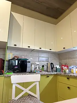 Karolina llove online show from October 31, 8:29 am