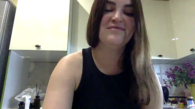 Karolina llove online show from September 15, 9:00 pm