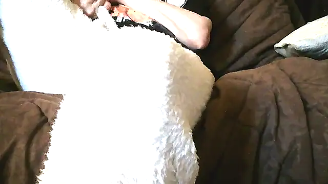 Everydayonli online show from February 28, 1:32 pm