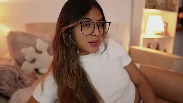 SaraParisi online show from February 8, 12:36 am