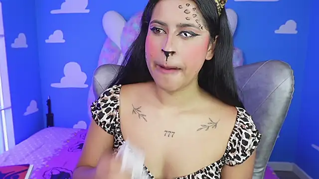 miss   anya online show from October 27, 11:06 am