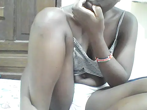 Ebony Sweetcandy online show from April 17, 9:50 pm