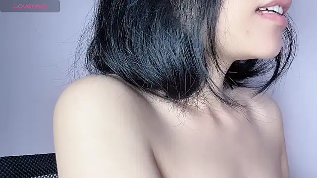 Baenee online show from November 5, 5:51 pm