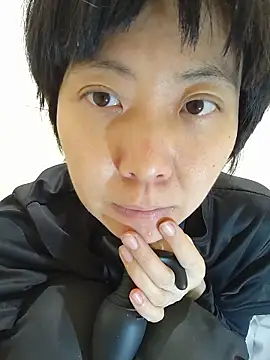 muuna9999 online show from April 8, 10:50 am