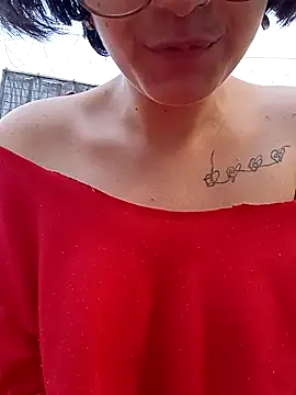 ConeNella online show from November 5, 9:09 pm