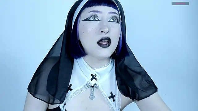 Snapshot of BlueBerry____ chatting on October 12, 6:49 am BlueBerry     online show from October 12, 6:49 am