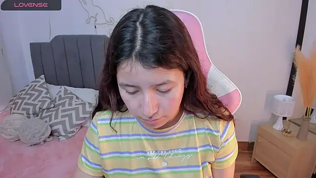 Amy joones online show from April 15, 1:11 pm