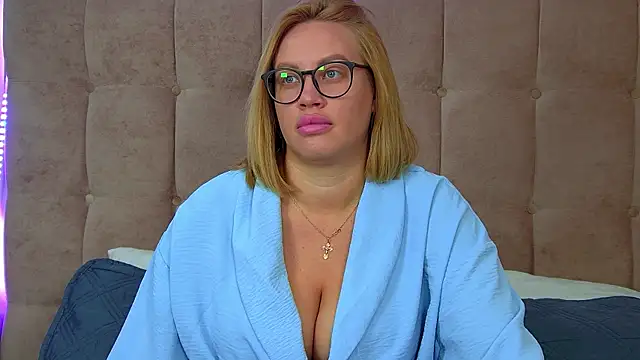 MariaNeumann online show from October 9, 6:39 am