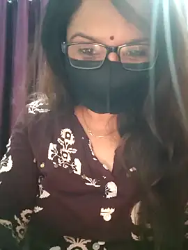 Snapshot of Aishwaryaa_69 chatting on September 14, 3:48 am Aishwaryaa 69 online show from September 14, 3:48 am