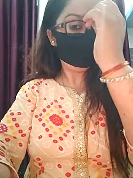 Snapshot of Aishwaryaa_69 chatting on September 9, 3:23 pm Aishwaryaa 69 online show from September 9, 3:23 pm