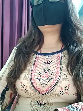 Aishwaryaa 69 online show from April 11, 11:25 am