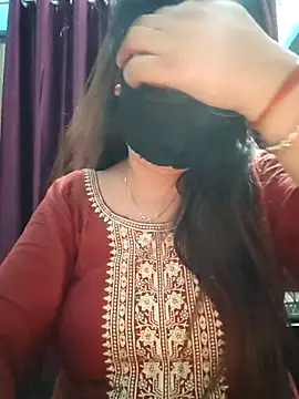Snapshot of Aishwaryaa_69 chatting on September 11, 2:45 am Aishwaryaa 69 online show from September 11, 2:45 am