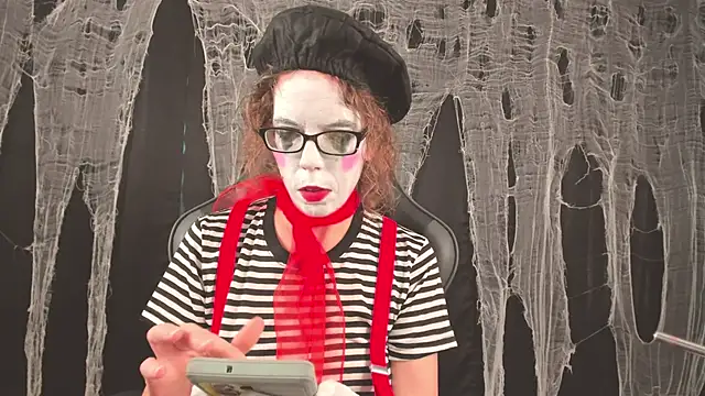 SaraDesirexo online show from October 14, 12:52 pm