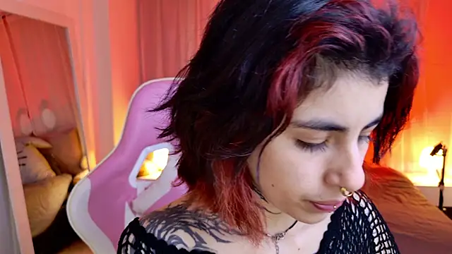 Snapshot of Morgana_X chatting on October 2, 2:22 pm Morgana X online show from October 2, 2:22 pm